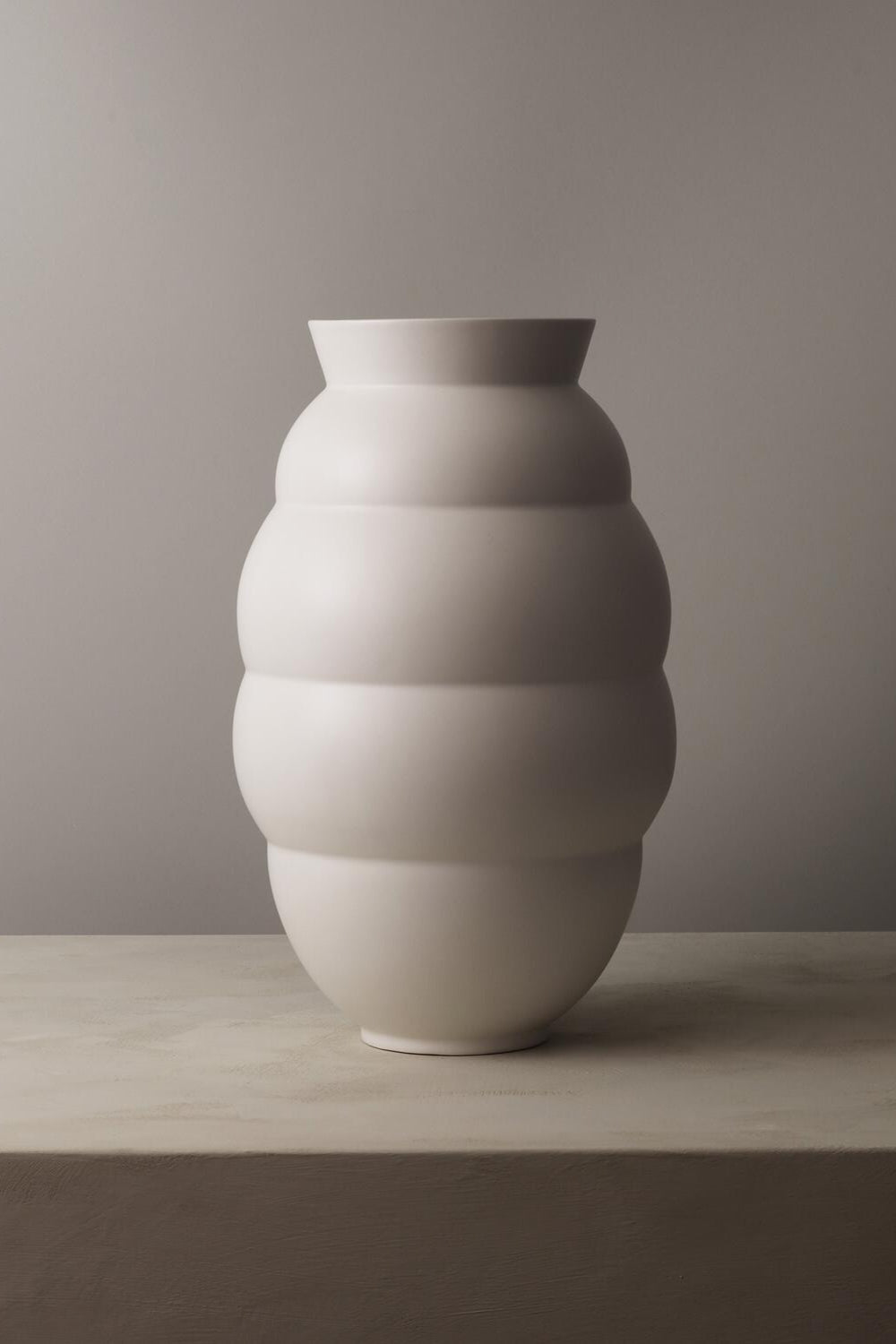 x Tortus Archie vase No5 - hvid
